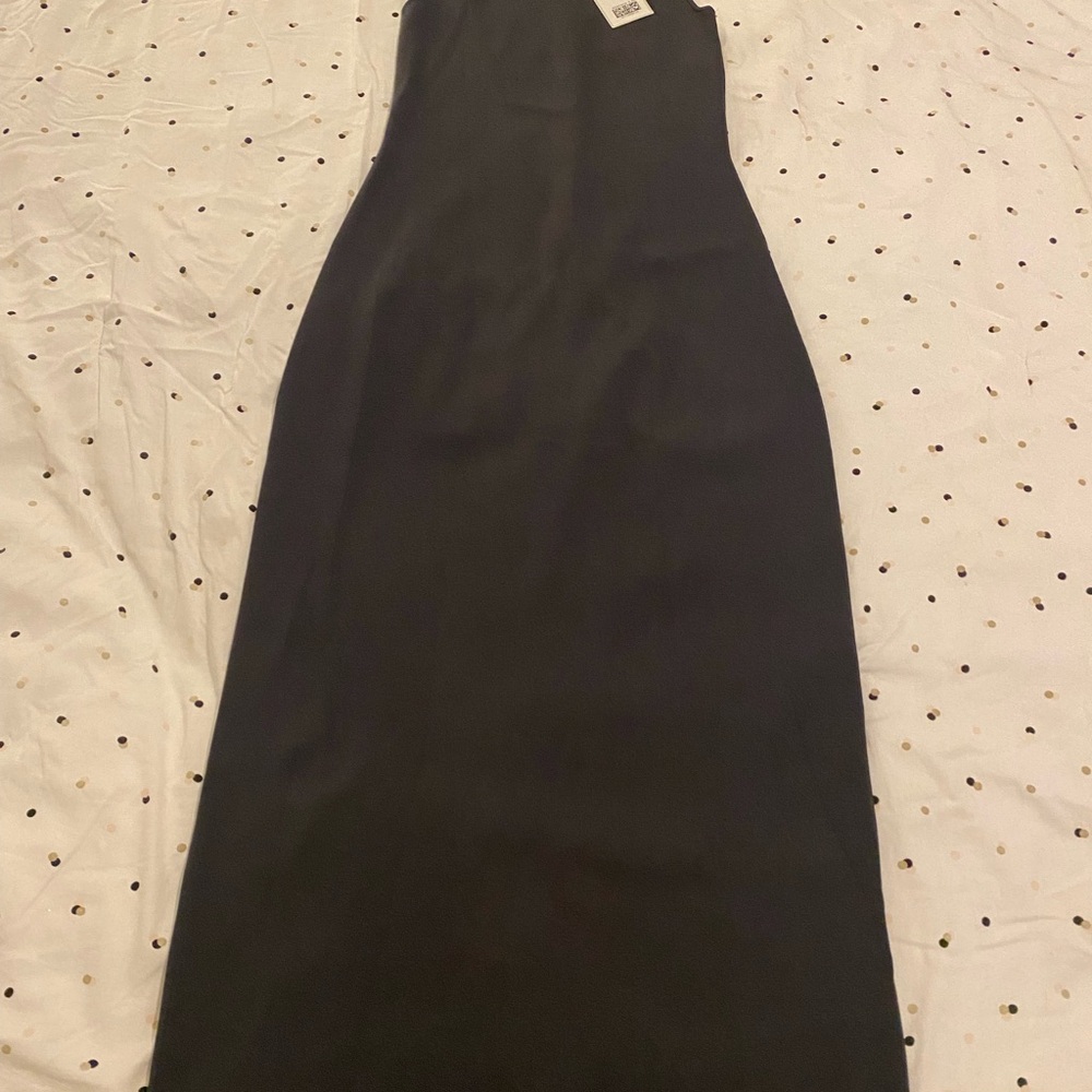 COS Black Structured Sleeveless Dress - Picture 2 of 6